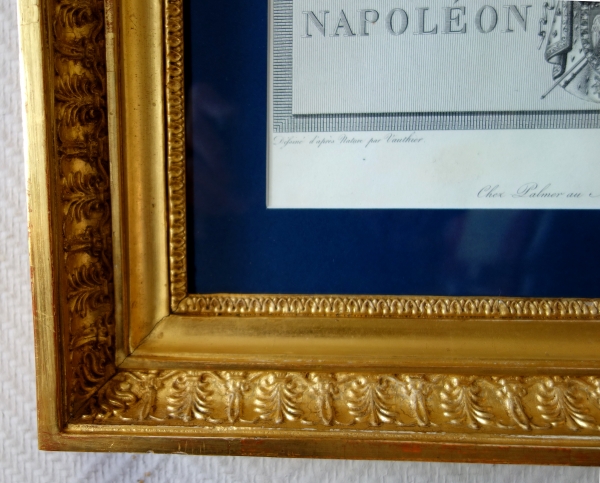 Portrait de Napoléon Ier Empereur, gravure dans un cadre en bois doré d'époque Empire 43cm x 56,5cm
