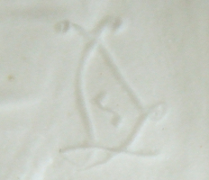 Une imitation de la signature de la Manufacture de Sèvres