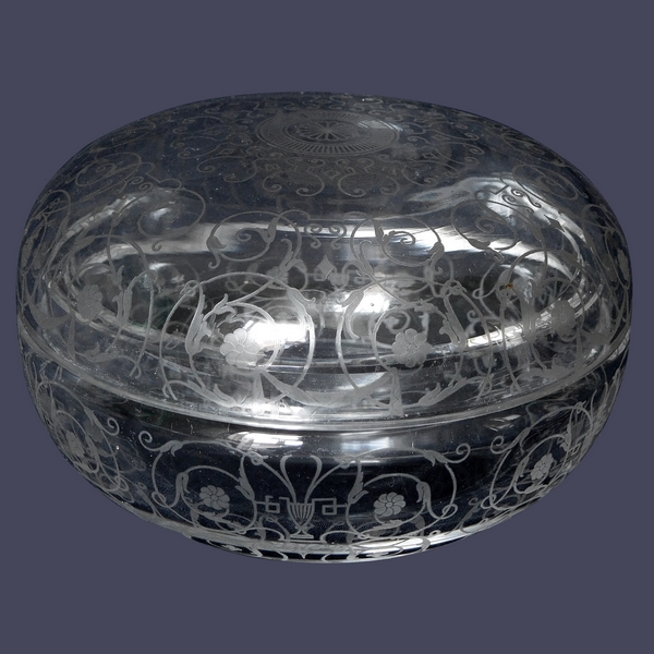 Boîte à poudre ou petite bonbonnière en cristal de Baccarat, modèle Michelangelo