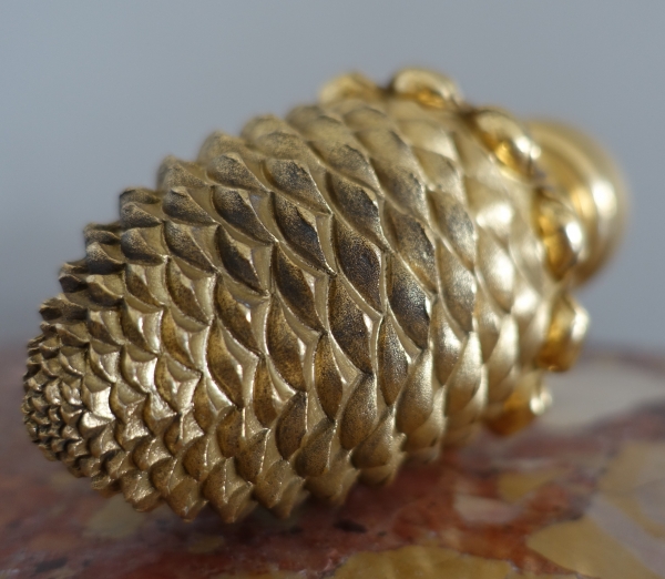 Boule de rampe d'escalier de château en bronze doré - style Louis XVI Empire - Maison Fontaine