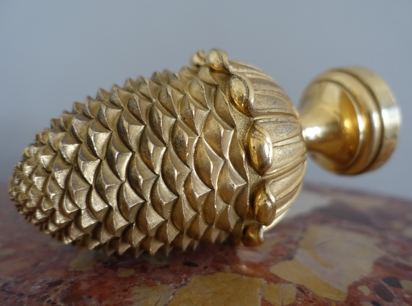 Boule de rampe d'escalier de château en bronze doré - style Louis XVI Empire - Maison Fontaine
