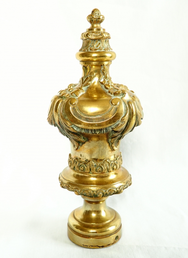 Large Louis XV style bronze stairs handrail end Fontaine