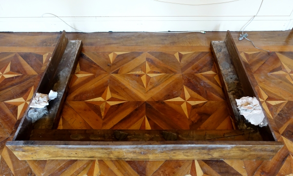 Louis XVI walnut mantelpiece - late 18th century