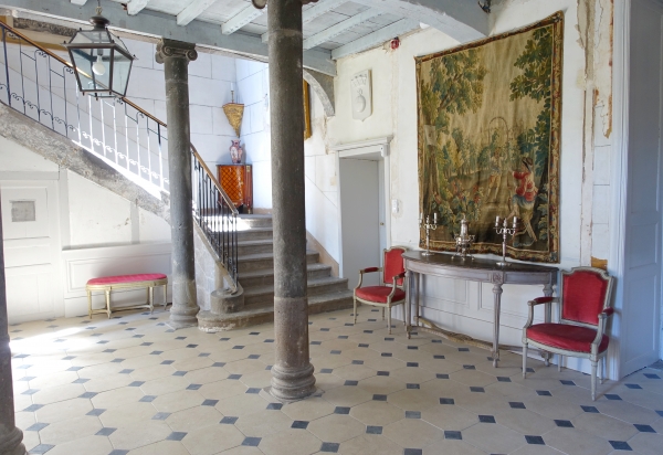 Grande console desserte demi-lune d'époque Louis XVI, bois patiné et faux marbre