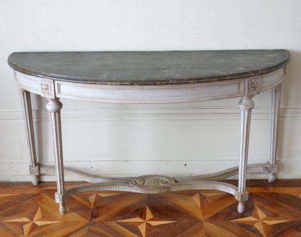 Grande console desserte demi-lune d'époque Louis XVI, bois patiné et faux marbre