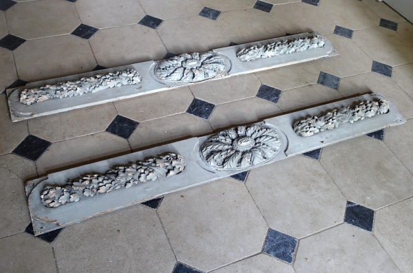Pair of Louis XVI panels for ceiling or beams, 18th century