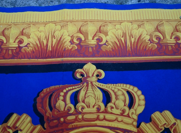 Royal wallpaper decorated with Charles Philippe de France coat of arms