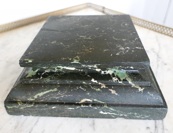 Socle de présentation néoclassique en marbre vert de mer pour buste