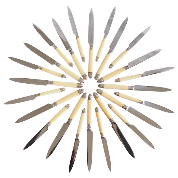 Set of 24 ivory, sterling silver and chrome-plated steel knives, Regency style