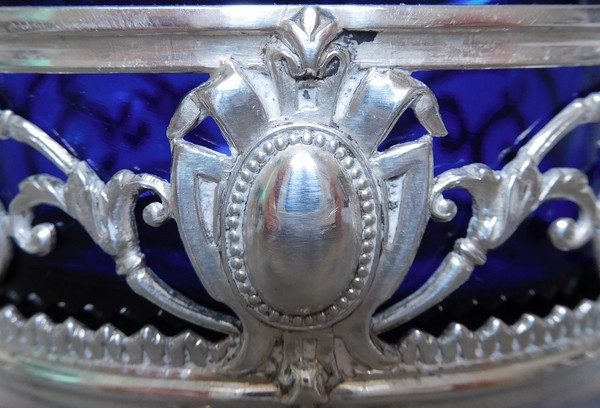 Ensemble de 3 salières de style Louis XVI en argent massif, poinçon Minerve