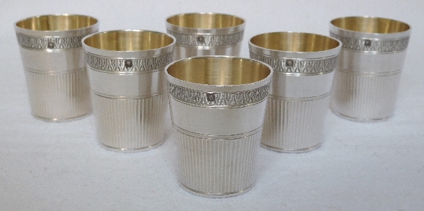 6 gobelets à liqueur de style Empire en argent massif, poinçon Minerve, par Louis Coignet