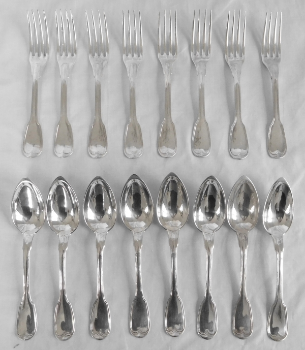 Ménagère de 8 couverts de table en argent massif, modèle au filet, poinçon Vieillard - 1819 - 1838