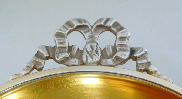 Assiette à bouillie de style Louis XVI en argent massif et vermeil, poinçon Minerve