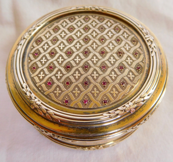 Sterling silver, vermeil and ruby cufflinks box in the Russian style - 128g