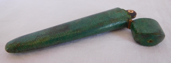 18th century tortoiseshell and gold pocketknife, shagreen sheath