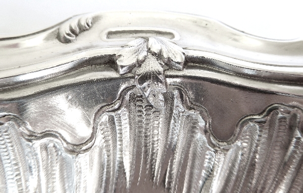 Sterling silver Rococo style bread basket, silversmith Ravinet & Cie