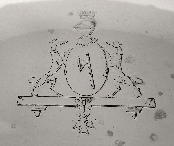 Sterling silver drageoir, coat of arms