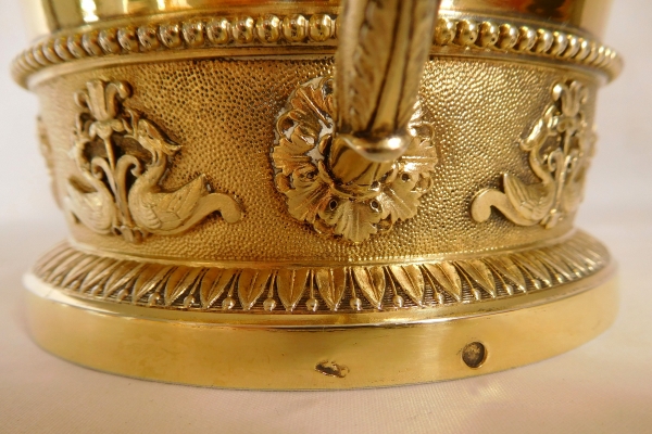 Empire style vermeil drageoir / candy box, early 19th century circa 1820