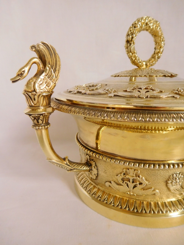 Empire style vermeil drageoir / candy box, early 19th century circa 1820