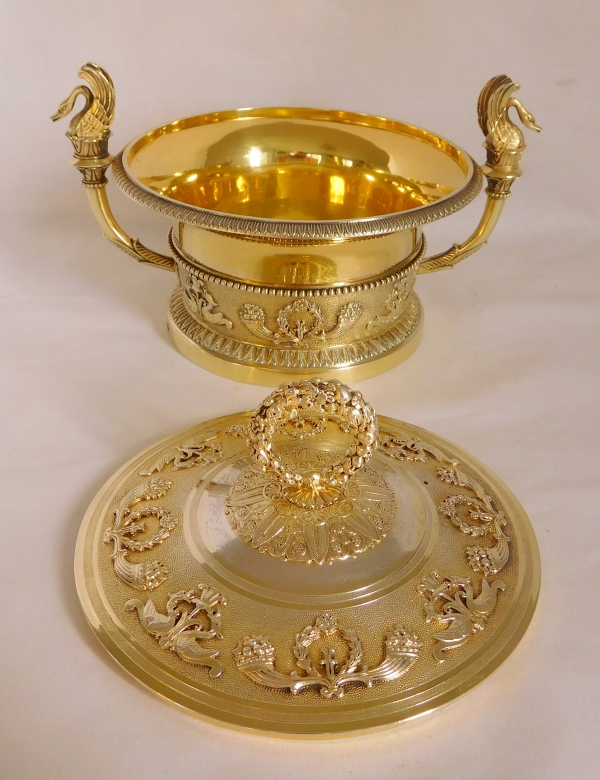 Empire style vermeil drageoir / candy box, early 19th century circa 1820