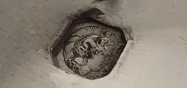 Grand plat ovale en argent massif par Odiot, 1440g, poinçon Minerve
