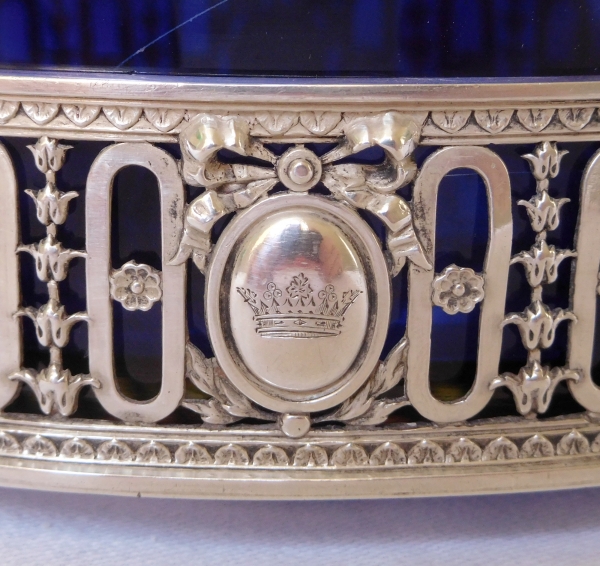 Boin Taburet : sterling silver and crystal planter, crown of Marquis