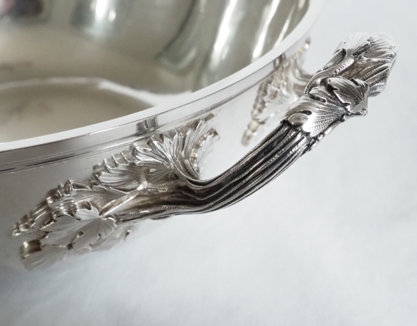 Large sterling silver vegetable dish, coat of arms and crown of count, 19th century circa 1850