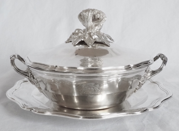 Large sterling silver vegetable dish, coat of arms and crown of count, 19th century circa 1850