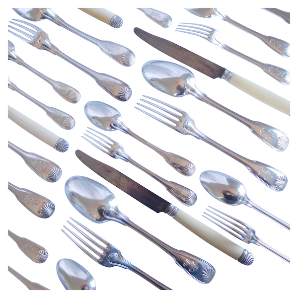 Lapparra & Lapar : sterling silver flatware for 12 guests