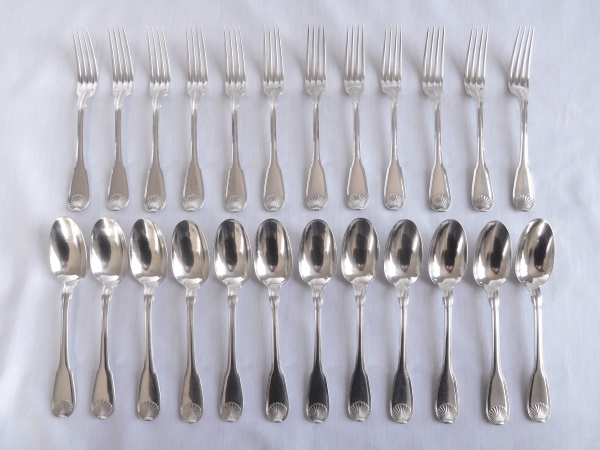 Lapparra & Lapar : sterling silver flatware for 12 guests