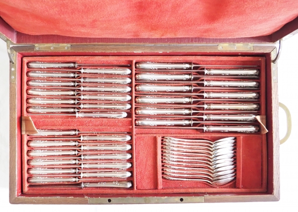 Sterling silver and vermeil flatware for 12 guests - silversmith Granvigne - 127 pieces