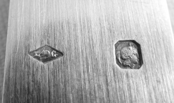 Ménagère de style Louis XVI en argent massif 84 pièces, poinçon Minerve, par Laparra et Gabriel