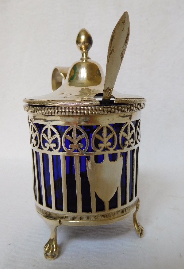 Sterling silver mustard pot, late 18th century / early 19th century