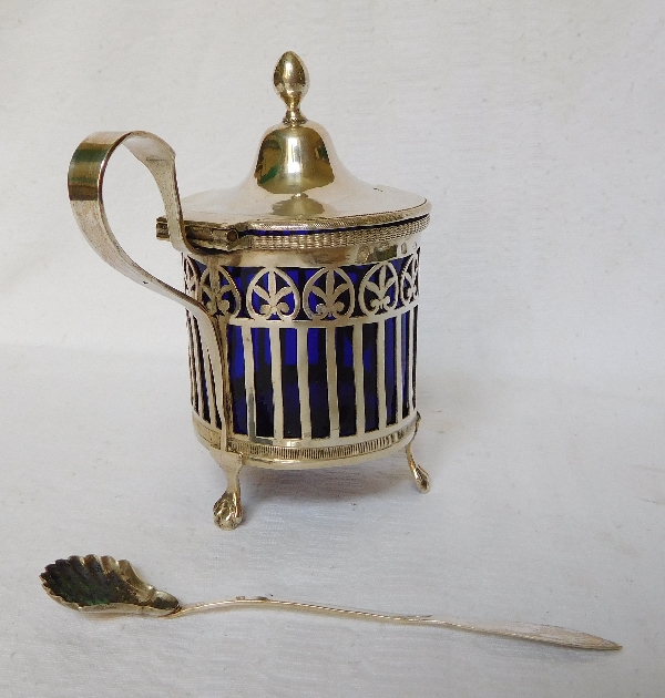 Sterling silver mustard pot, late 18th century / early 19th century