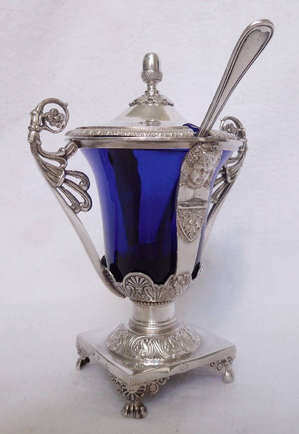 Moutardier de style Empire en argent massif, verrine bleu cobalt, époque Restauration