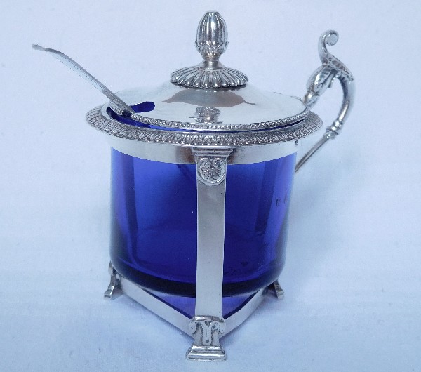 Moutardier en argent massif de style Empire, verrine bleu cobalt, époque Restauration