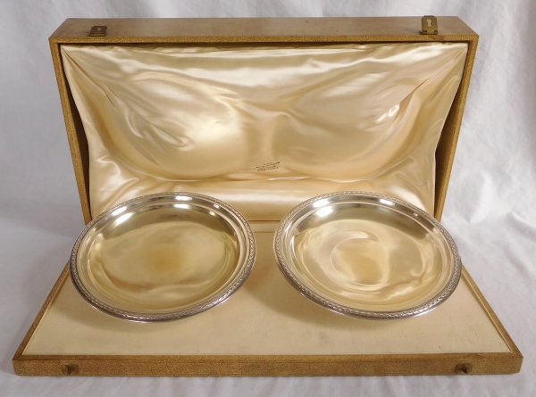 Pair of sterling silver Louis XVI style dishes, early 20th century