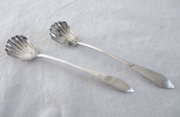 Paire de cuillères en argent massif pour moutardiers, époque début XIXe siècle