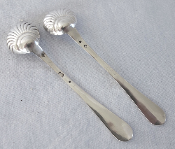 Paire de cuillères en argent massif pour moutardiers, époque début XIXe siècle