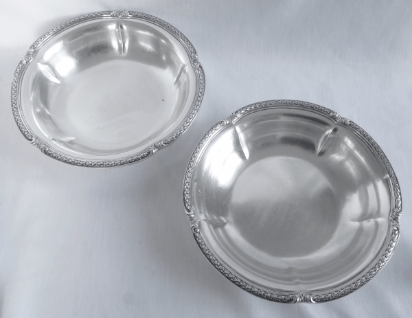 Aucoc : pair of Louis XVI style sterling silver salad bowls