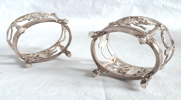 Paire de salerons de style Louis XVI en argent massif - poinçon Minerve