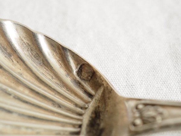 Paire de salerons de style Louis XVI en argent massif - poinçon Minerve