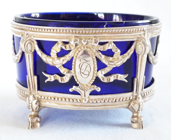 Paire de salerons de style Louis XVI en argent massif - poinçon Minerve