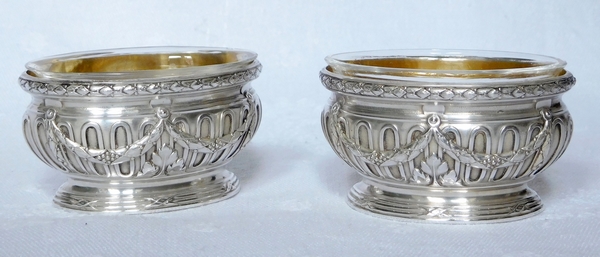 Puiforcat : paire de salières de style Louis XVI en argent massif et vermeil, poinçon Minerve