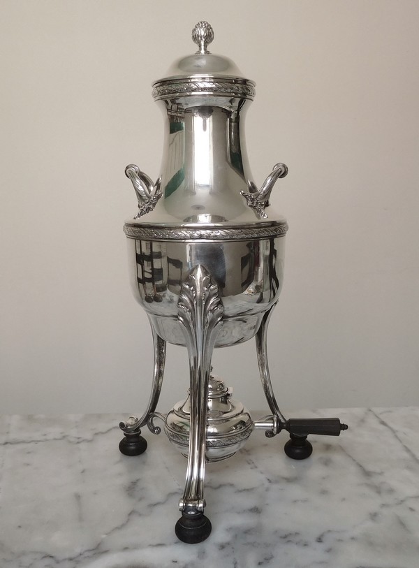 Samovar de style Louis XVI en argent massif, poinçon Minerve