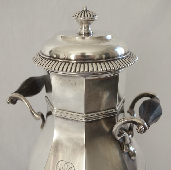 Cardeilhac : samovar / fontaine à thé de style Régence en métal argenté