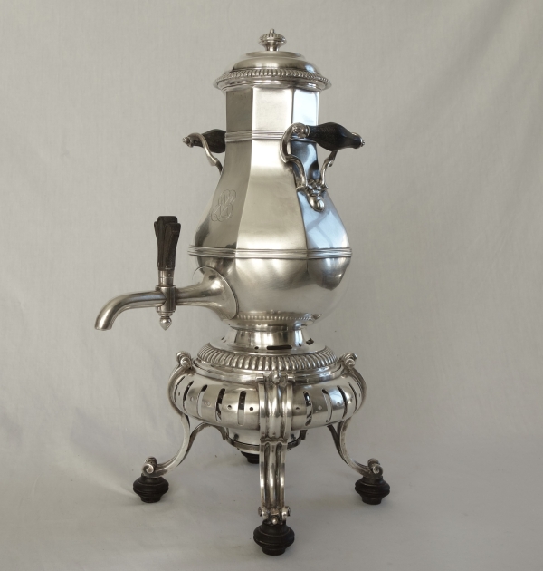 Cardeilhac : samovar / fontaine à thé de style Régence en métal argenté