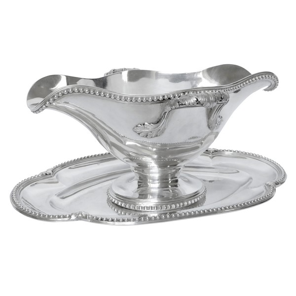 Saucière et sa navette en argent massif, style Louis XVI à rang de perles, poinçon Minerve