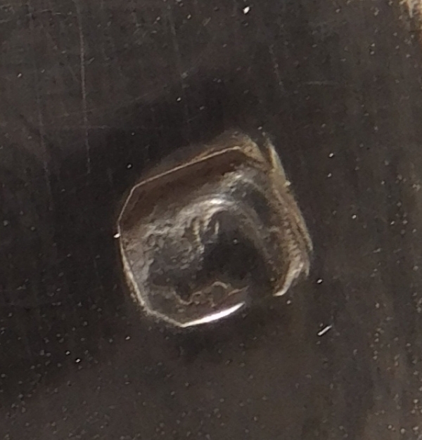 Saucière de style Régence en argent massif, armes de la famille Lannes de Montebello