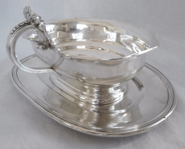 Saucière de style Régence en argent massif, armes de la famille Lannes de Montebello